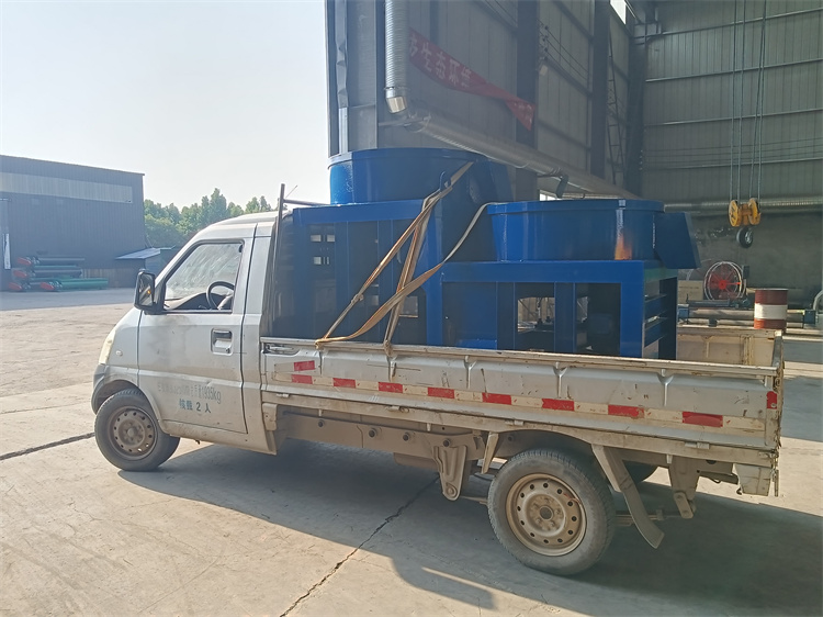 有機肥拋圓機發貨現場