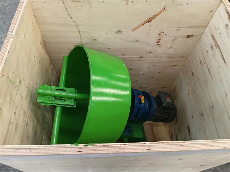 有機肥圓盤造粒出口發貨現場