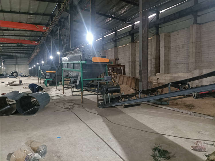 (f)a(chn)͑Сa(chn)O(sh)Y֙C(j)ʹìF(xin)(chng)