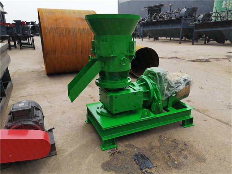 腐殖酸平模擠壓造粒機,顆粒肥料加工設備,羊糞有機肥柱狀制粒機