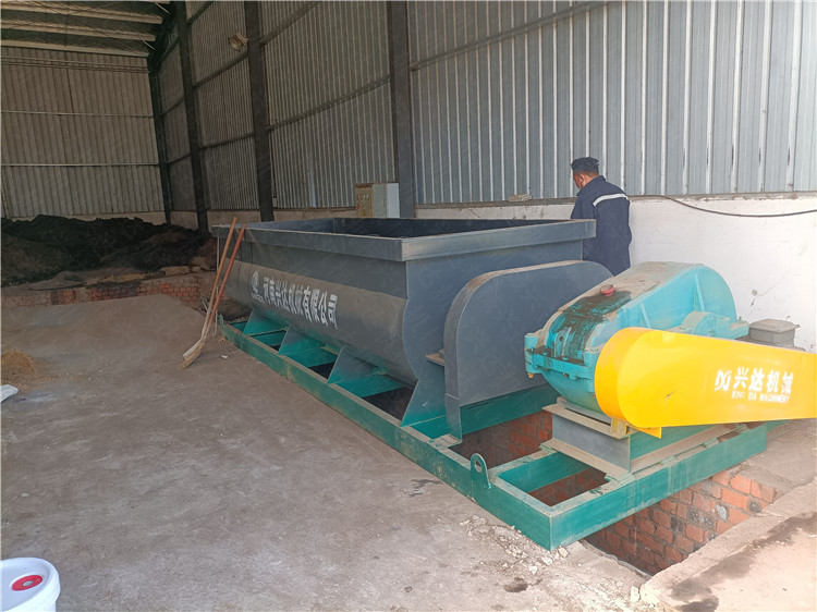 肥料加工有機肥臥式雙軸攪拌機,牛羊糞加濕混料處理設備,生物肥生產線設備