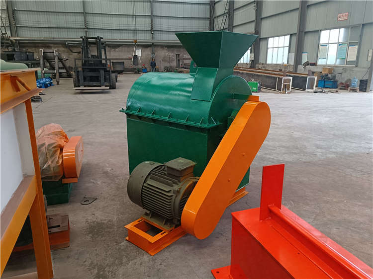臥式有機肥粉碎機,菜籽餅淀粉渣加工破碎處理,鴨糞,豬糞半濕物料粉碎機
