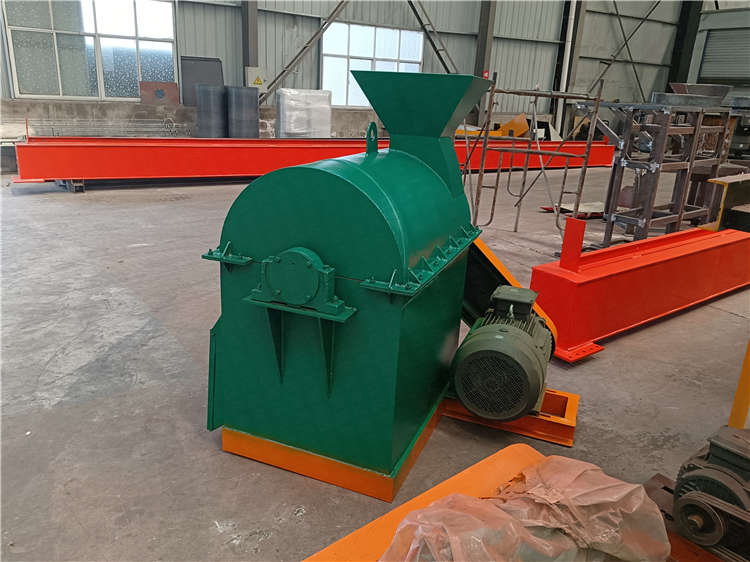 生產(chǎn)有機肥破碎加工設(shè)備廠家 興達(dá)半濕物料粉碎機 型號齊全 糞便發(fā)酵碎料機