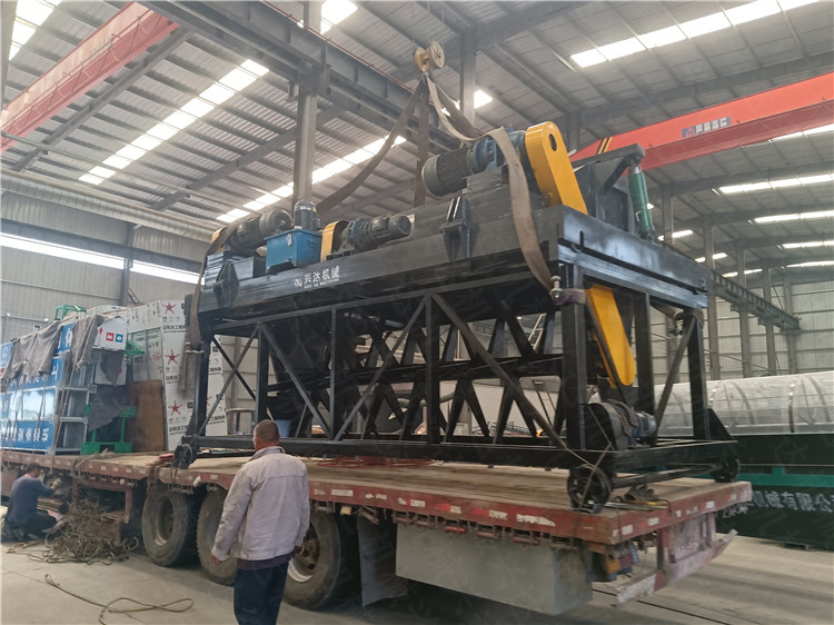 粉狀有機肥生產線 蚯蚓糞堆肥發酵翻堆機 液壓升降槽式 有機肥翻拋機