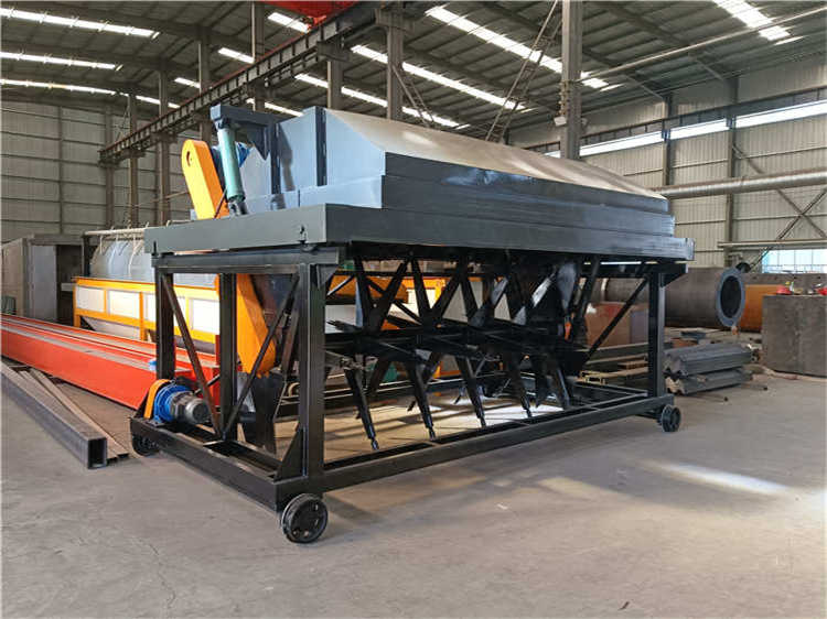 液壓槽式翻堆機(jī) 一機(jī)多槽專業(yè)牛糞翻拋機(jī) 有機(jī)肥生產(chǎn)線堆肥設(shè)備 興達(dá)